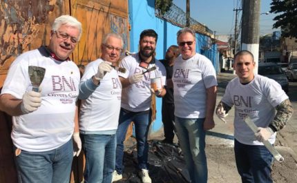 BNI OESP realiza ação voluntária no Lar Jesus Entre as Crianças